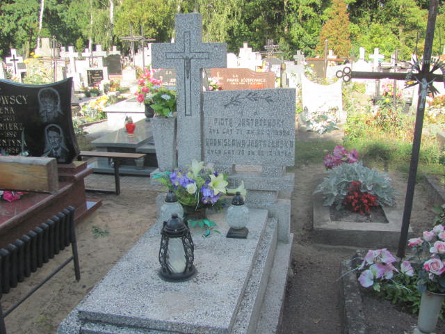 Grób Piotr Jastrzębski
