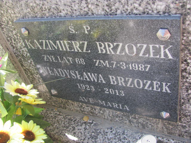 Kazimierz Brzozek 1943 Lubień Kujawski - Grobonet - Wyszukiwarka osób pochowanych